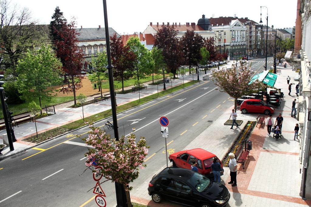 Hotel Central Nagykanizsa Exterior foto