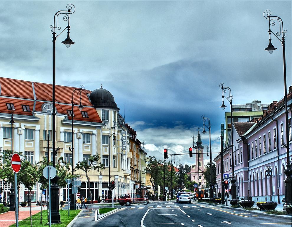 Hotel Central Nagykanizsa Exterior foto